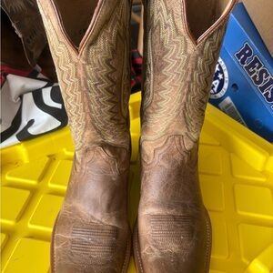 Men's Brown Western Cowboy Boots - Classic Leather Riding Style